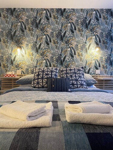 Vue du Gar - Gateway to the Pyrénées for hikers, cyclists, skiers & relaxation.