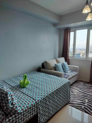 Apartamento, 1 habitación, piscina privada, vistas a la ciudad | Interior