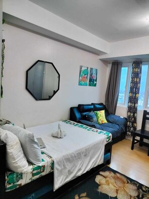 1 bedroom - Cozy City View Condo in Quezon City - Your Home Away From Home (Quezon City)