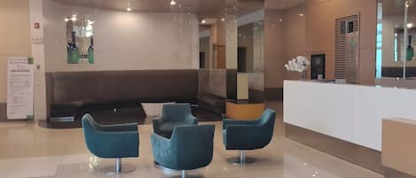 Condo, 1 habitación, alberca privada, vista a la ciudad | Lobby