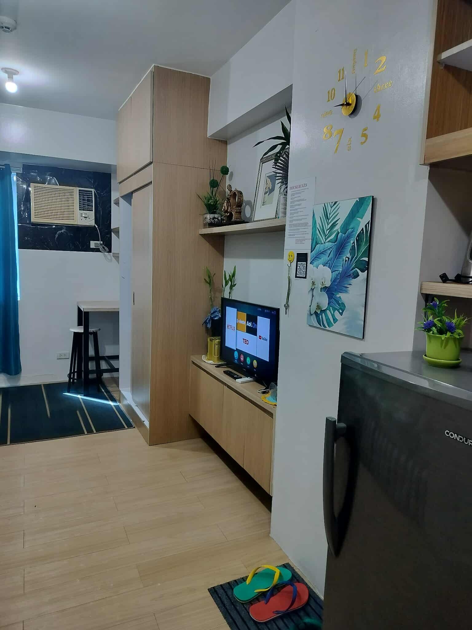 Condo, 1 Bedroom, Private Pool, City View | Interior