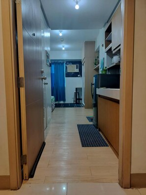 Condo, 1 phòng ngủ, hồ bơi riêng, quang cảnh thành phố | Nội thất