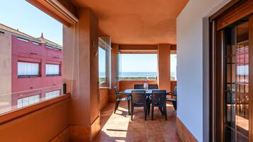 Huoneisto | Ruokailu