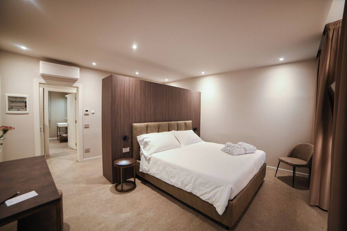 Superior Suite | In-room safe, blackout drapes, soundproofing, free WiFi