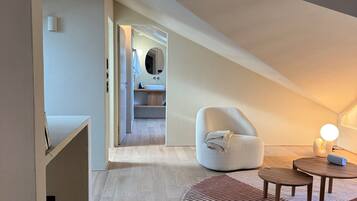 Apartment Top Floor | Area keluarga | Buku dan lantai berpemanas