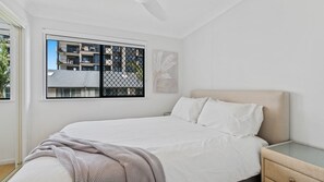 2 Schlafzimmer, Bügeleisen/Bügelbrett, kostenloses WLAN, Bettwäsche