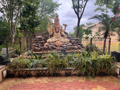 Hotel Partha International
