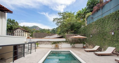 Spacious home with views of Christ the Redeemer.