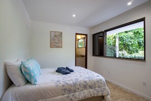 6 bedrooms, desk, iron/ironing board, free WiFi - Spacious home with views of Christ the Redeemer (Rio de Janeiro)