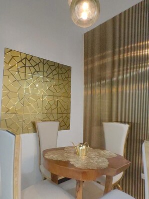 Living area - Luna Modern Guesthouse (Lipa)