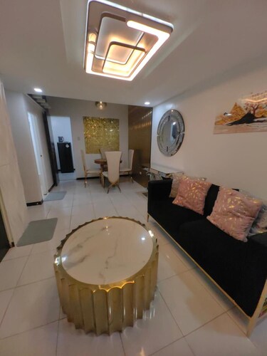 Luna Modern Guesthouse