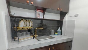 Unclassified image, 3 of 10, button - Luna Modern Guesthouse (Lipa)