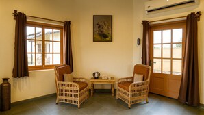 Maharaja Cottage With Open Air Bathtub | Interior - Jawai Vanya Bagh - Luxury Leopard Safari Resort (Bali)