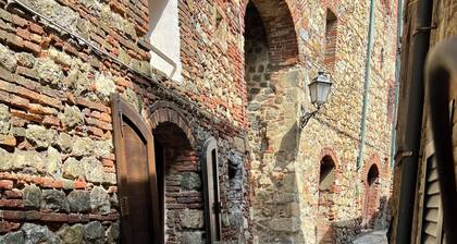 Casa Betta: Step Back in Time – A 700-Year-Old Tuscan Gem