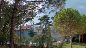 Unclassified image, 4 of 22, button - Holiday apartment with air conditioning, balcony and pool (Lignano Sabbiadoro)