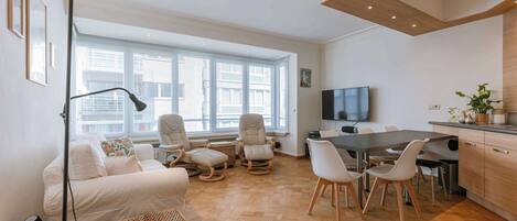 2 bedrooms, Internet