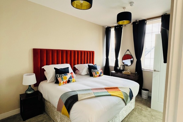 Double or Twin Room (Superking) | Soundproofing, iron/ironing board