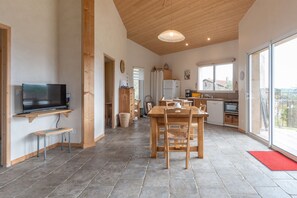 Køleskab, ovn, kogeplade, opvaskemaskine