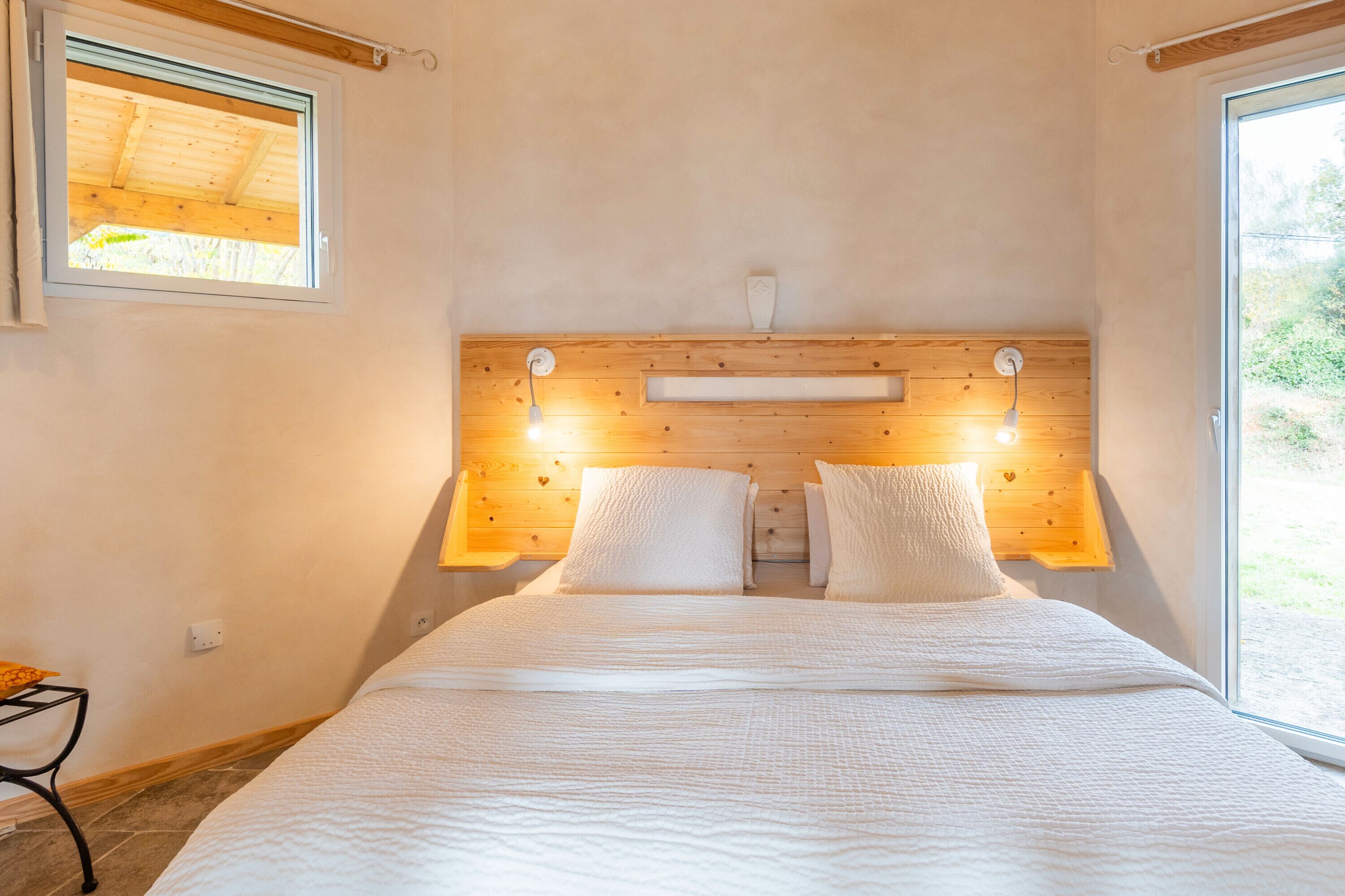 2 slaapkamers, een strijkplank/strijkijzer, wifi, beddengoed