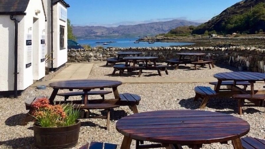 Glenuig Inn
