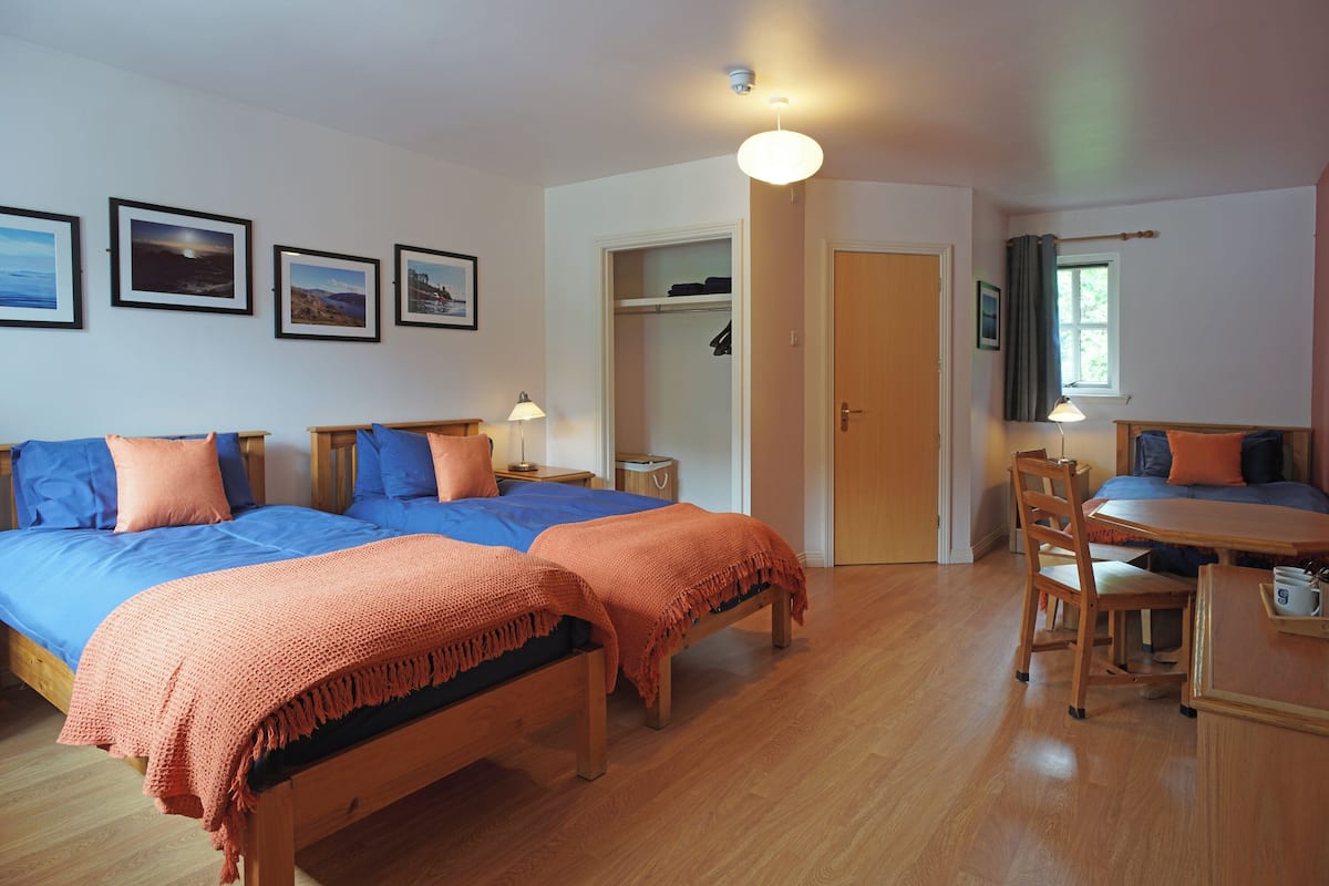 Triple Room | Bed sheets