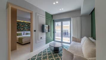 Suite | Living area