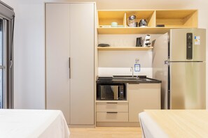 Basic Apartment | Private kitchen