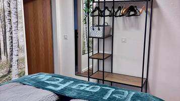 1 sovrum, skrivbord, gratis wi-fi och sÀngklÀder