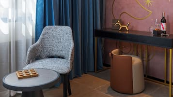 Quarto casal luxo | Cofres nos quartos, Wi-Fi de cortesia