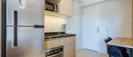 Basic Apartment | Private kitchen