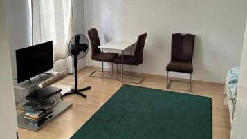 Apartment, 1 Schlafzimmer, Stadtblick | Wohnzimmer