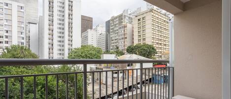 Basic Studio | Property grounds