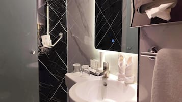 Habitación básica doble | Baño