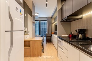 Basic Apartment | Private kitchen