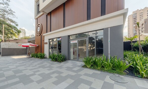 การตกแต่งภายนอก