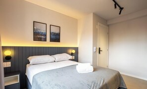 Basic Studio | 1 bedroom, desk - Estúdio em SP perto do metrô | GBA908 (São Paulo)
