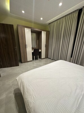 Apartment, 1 Bedroom, Accessible, Smoking