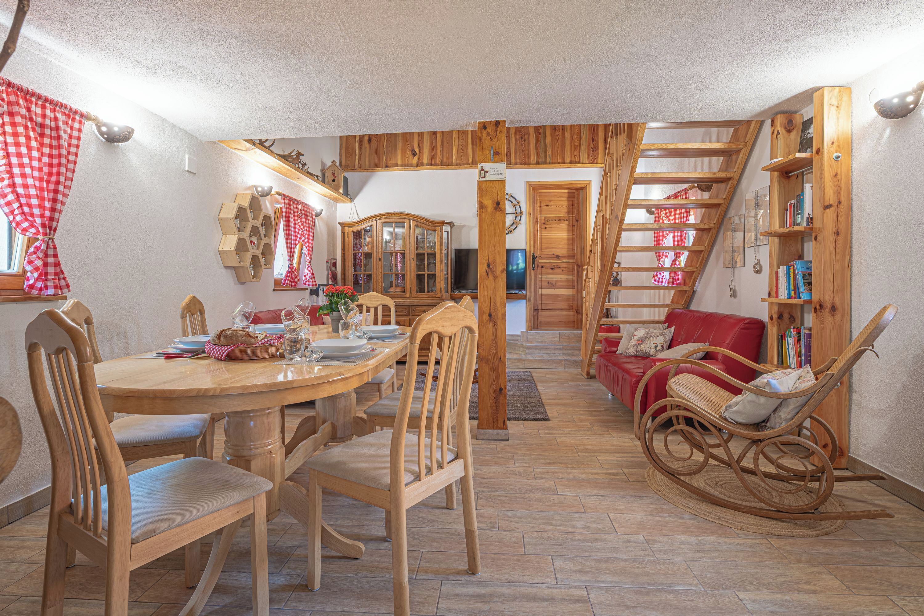Nhà dành cho gia đình, nhiều phòng ngủ (Wellness House Deer's Hill) | Khu ăn uống