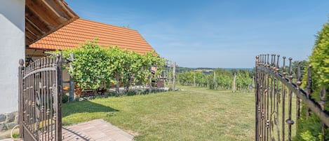 Familienhaus, Mehrere Schlafzimmer (Wellness House Deer's Hill) | Unterkunftsgelände
