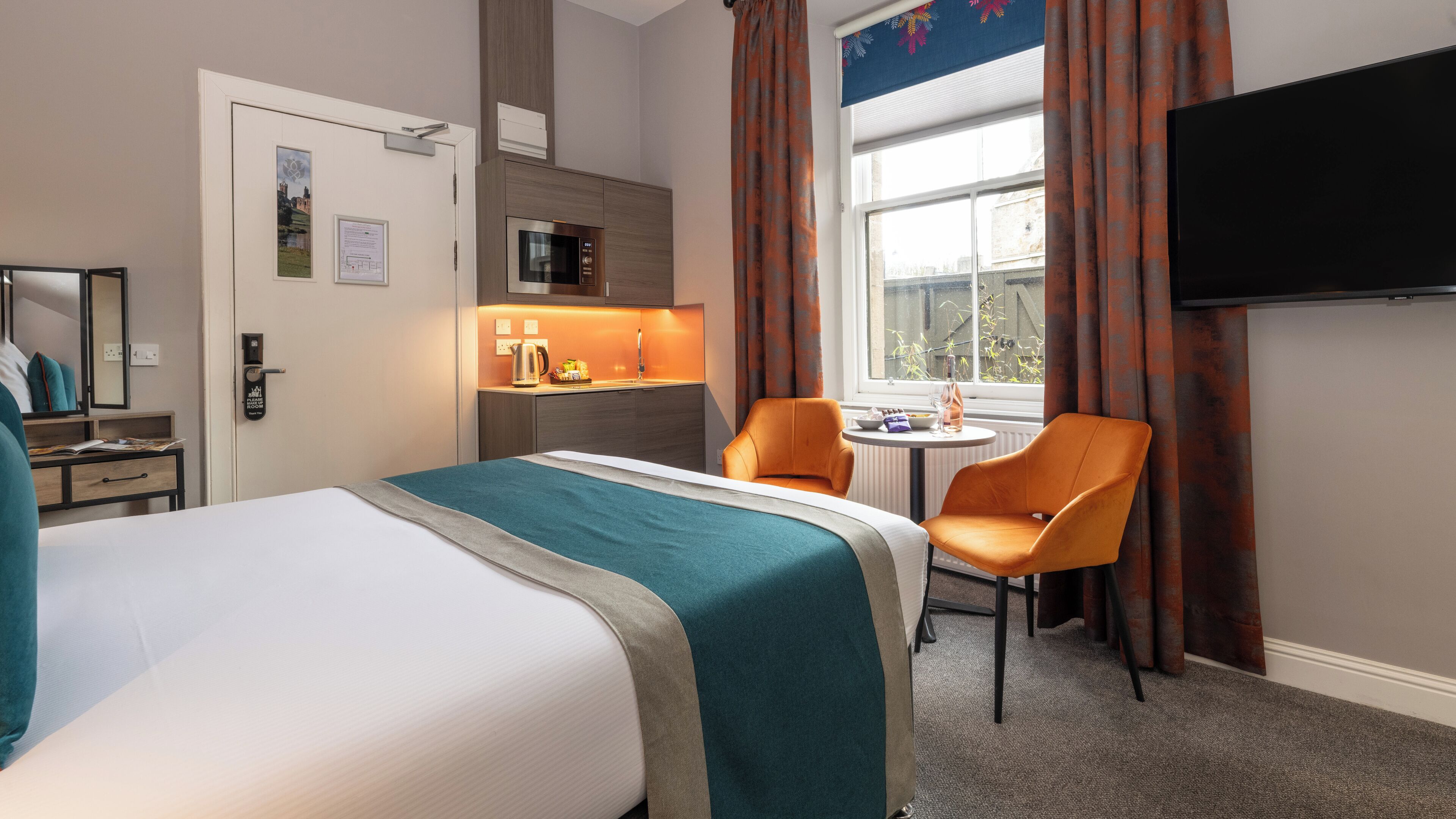 Estudio, 1 habitación (House Studio Room) | Ropa de cama hipoalergénica, tabla de planchar con plancha, ropa de cama