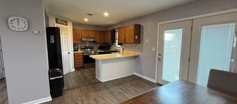 Spacious 4-bedroom house in beautiful Box Elder with AC