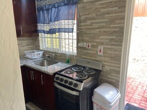 Fridge, toaster