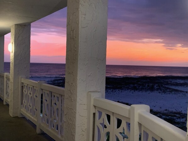 コンドミニアム 1 ベッドルーム | 施設の敷地