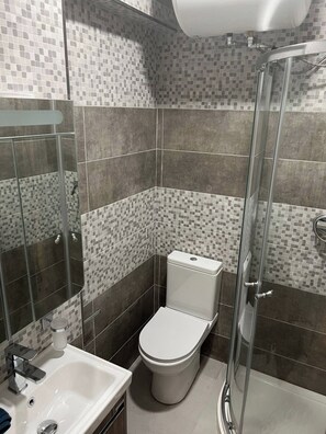 Appartamento, 1 camera da letto, balcone | Bagno