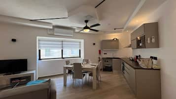 Lägenhet - 1 sovrum - balkong | Eget kök