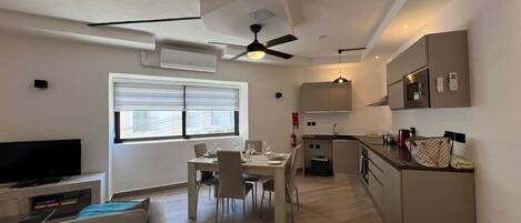 Departamento, 1 habitación, balcón | Cocina privada