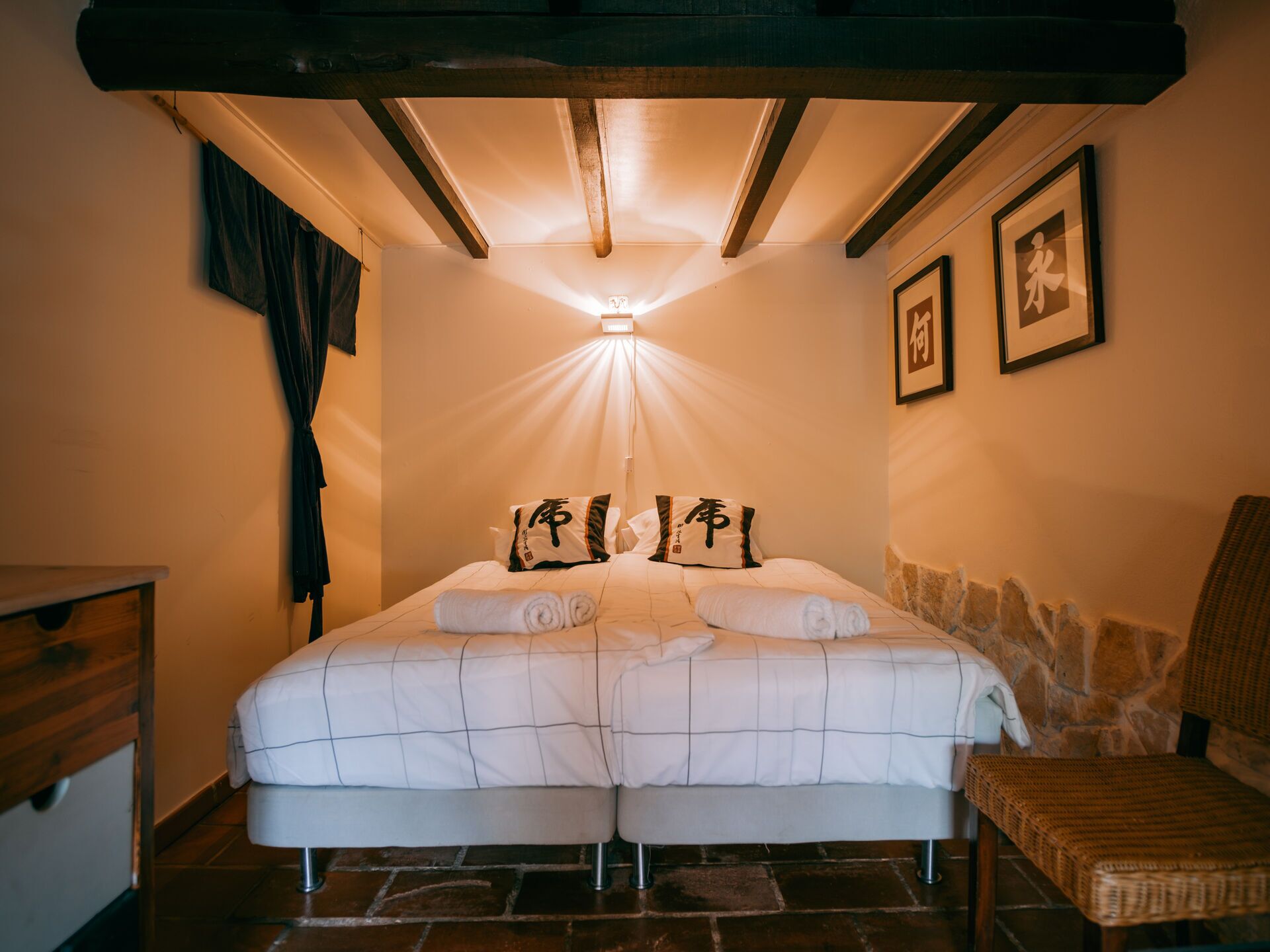 2 quartos, acesso à internet