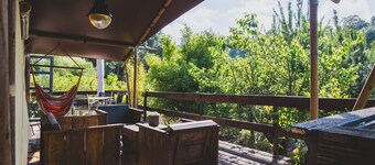 Casa Cha – Luxury Safari Tent with Oriental Flair at Quinta Japonesa