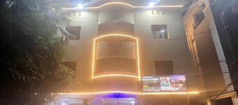 Hotel Miracle Stay