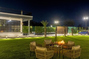 Garden - ELIVAAS Ibiza Luxe 4-BHK Farmhouse (New Delhi)